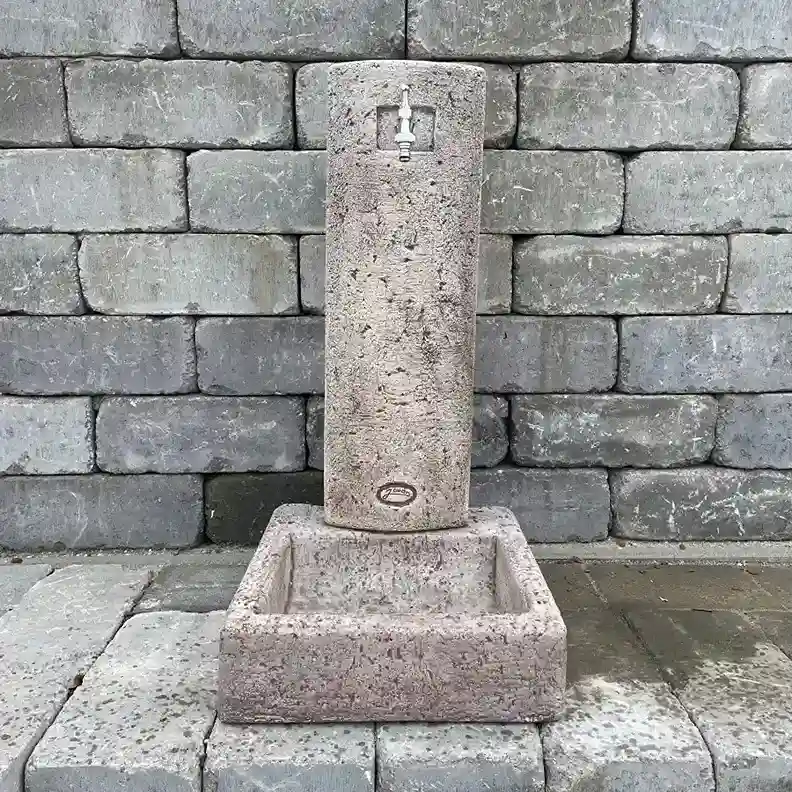 VELENCE kerti díszkút